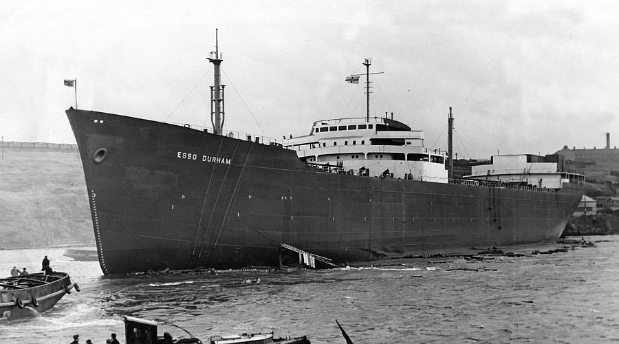 built 1958 ct0414 UK Esso Coastal Tanker photograph Byass Esso Woolston 